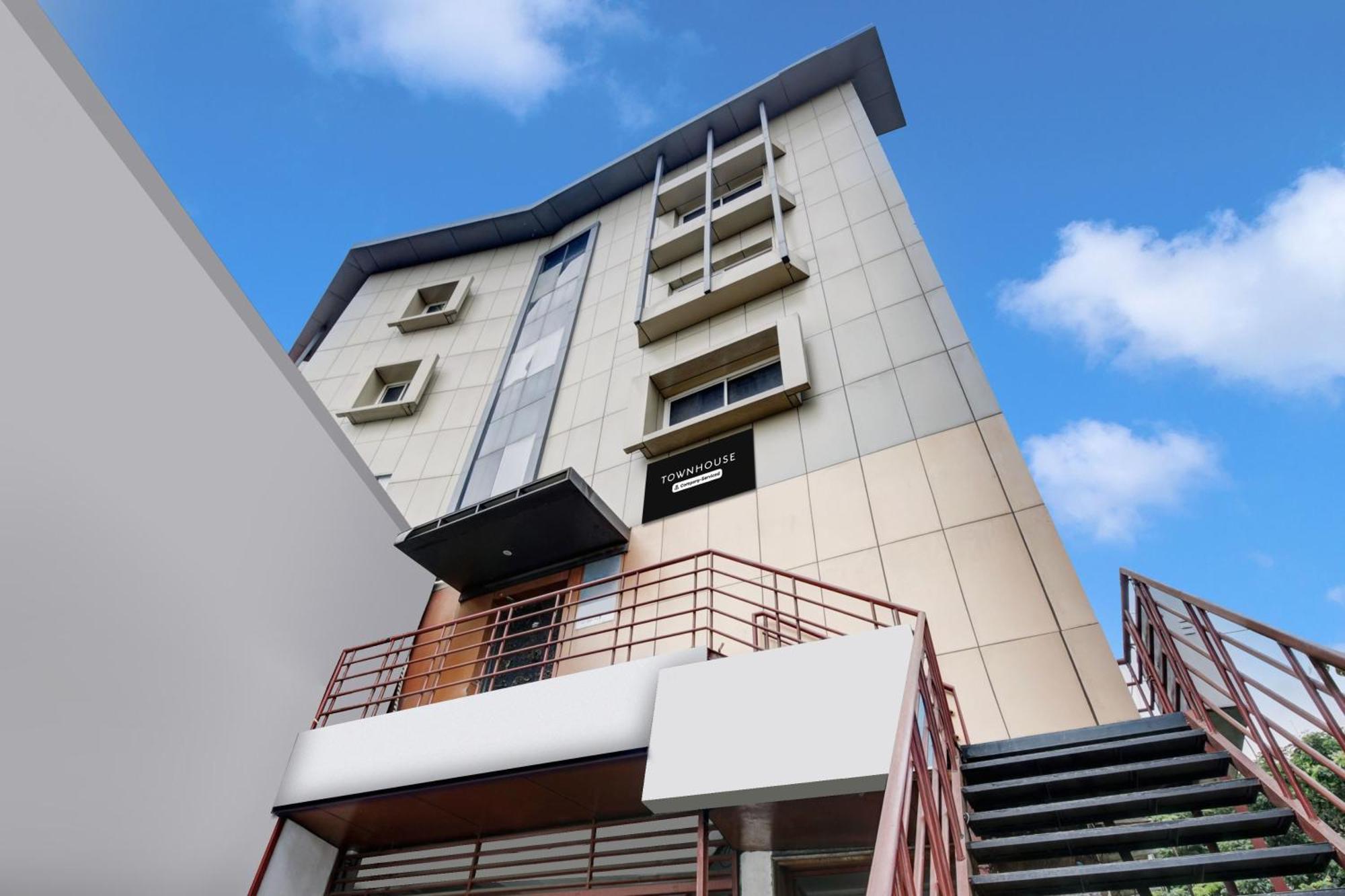 OYO 8646 Mahendra Hotel Mysore Exterior foto